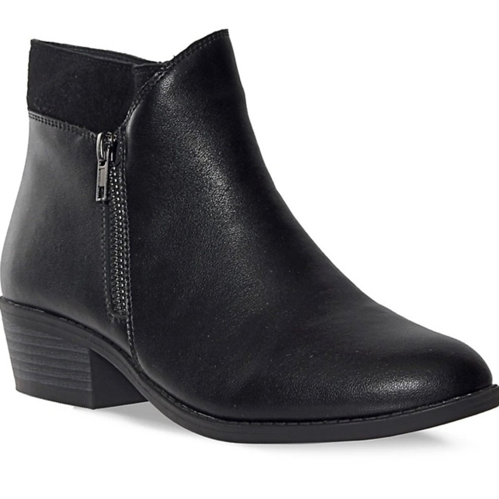 Aqua Diva Black Leather Ankle Boot Side Zip Water Resistant Size 8.5 NWOT